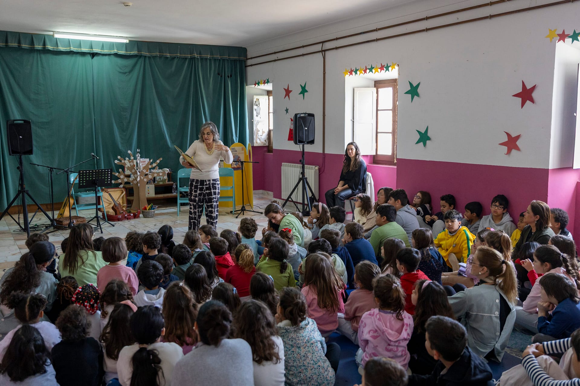 Crianças da Comporta e do Torrão vibraram com as Leituras no Largo!