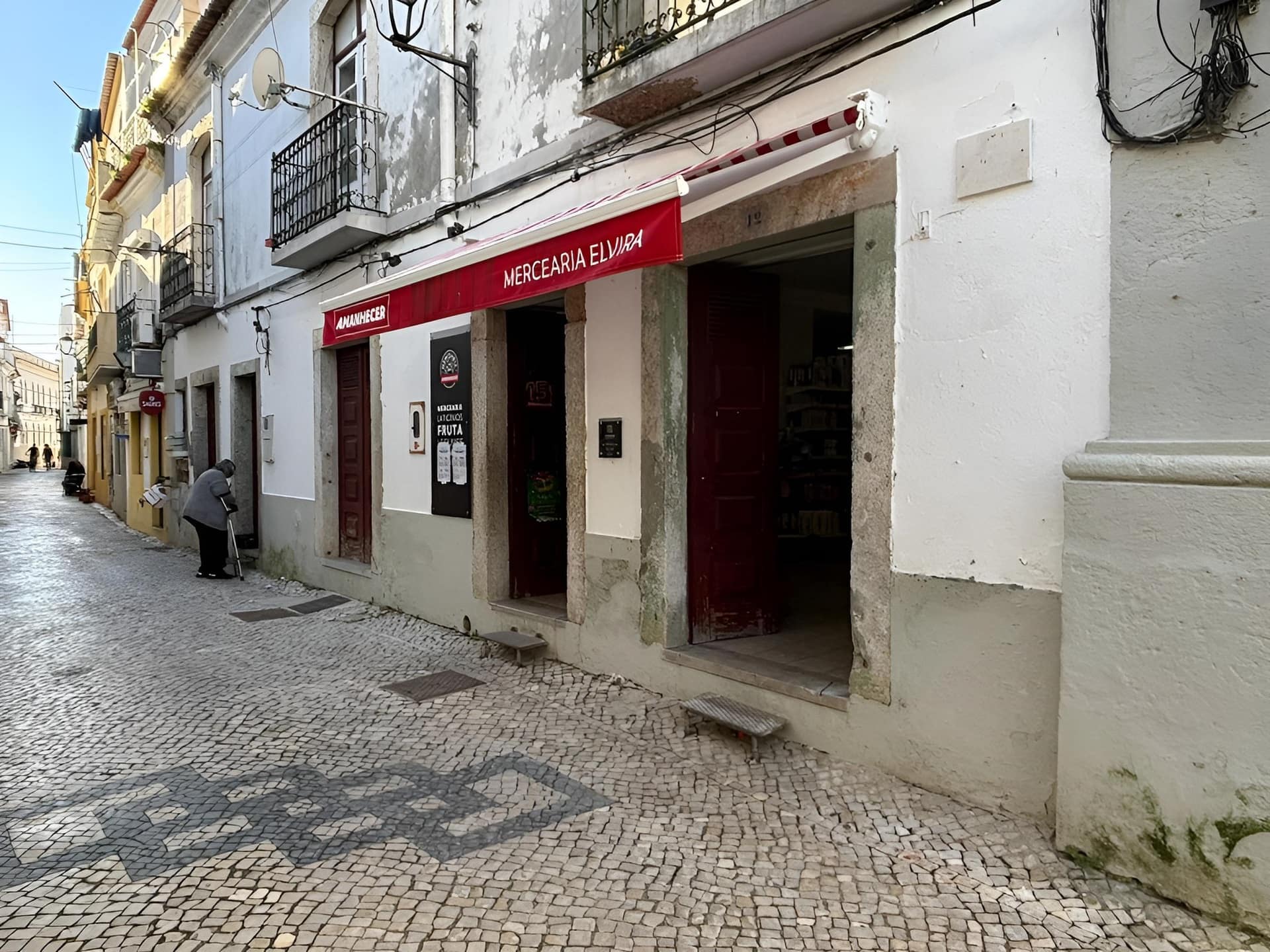 Mercearia Elvira - rua rui salema