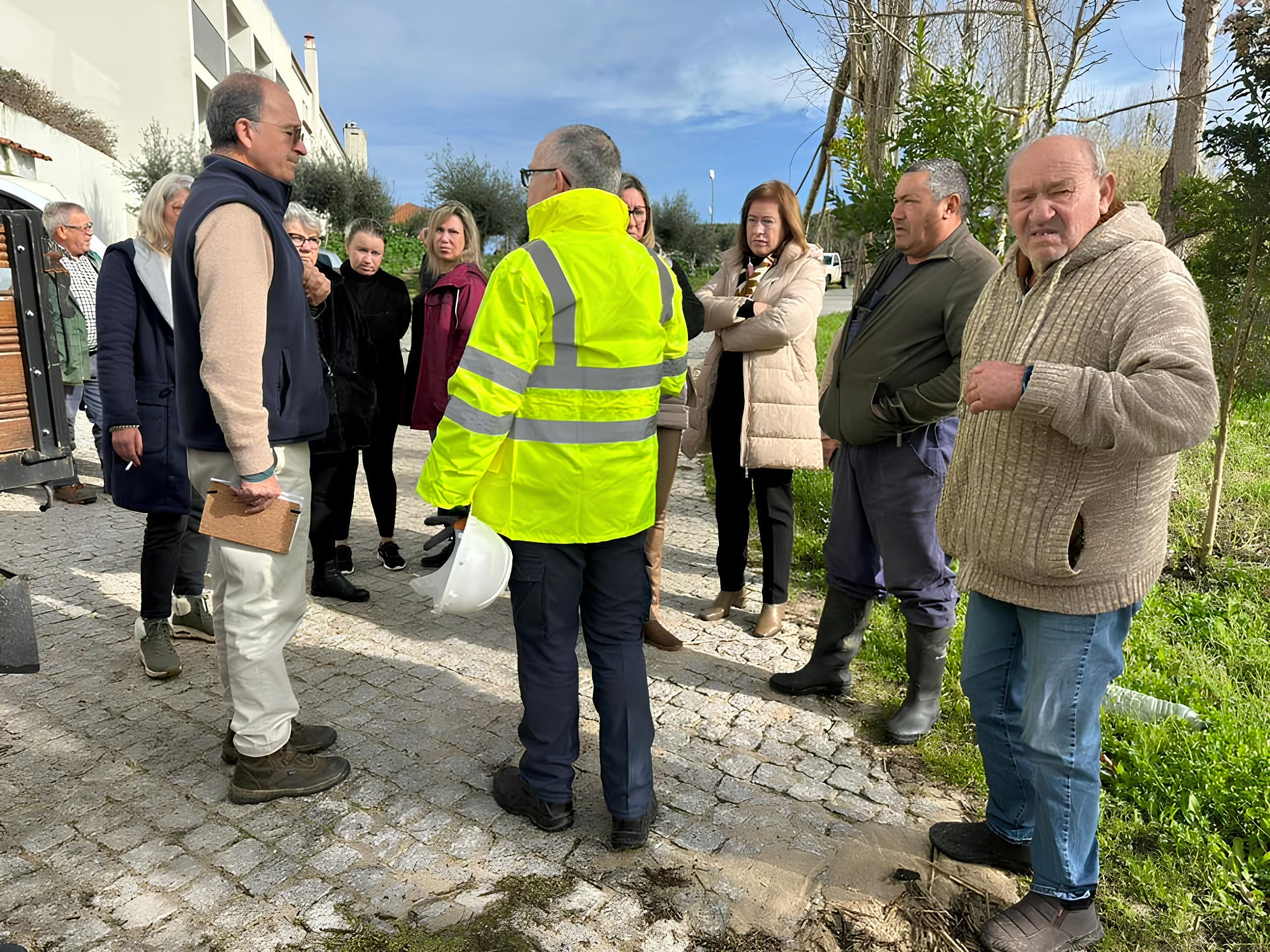 presidente na barrosinha com moradores